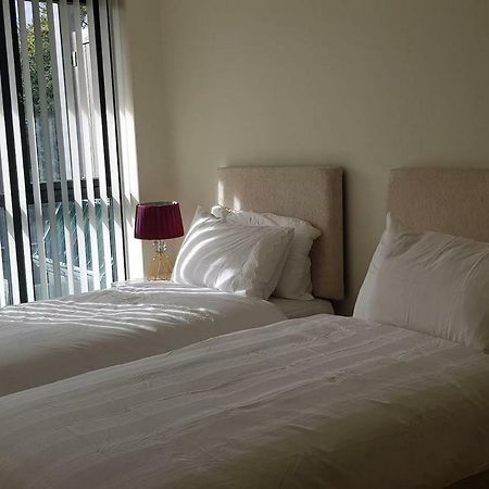 Garland Modern Apartment, Greenhithe 1 With Parking Dartford Bagian luar foto