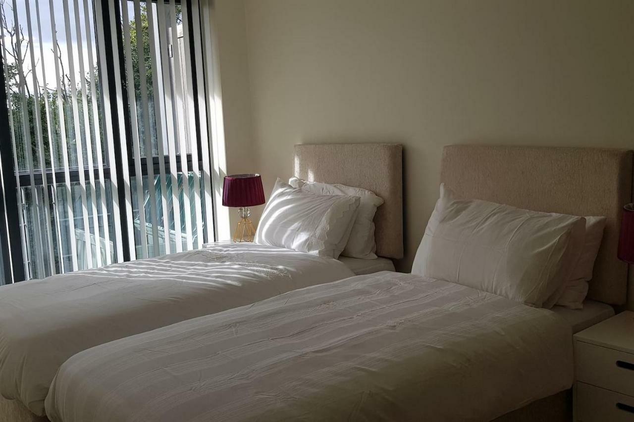 Garland Modern Apartment, Greenhithe 1 With Parking Dartford Bagian luar foto