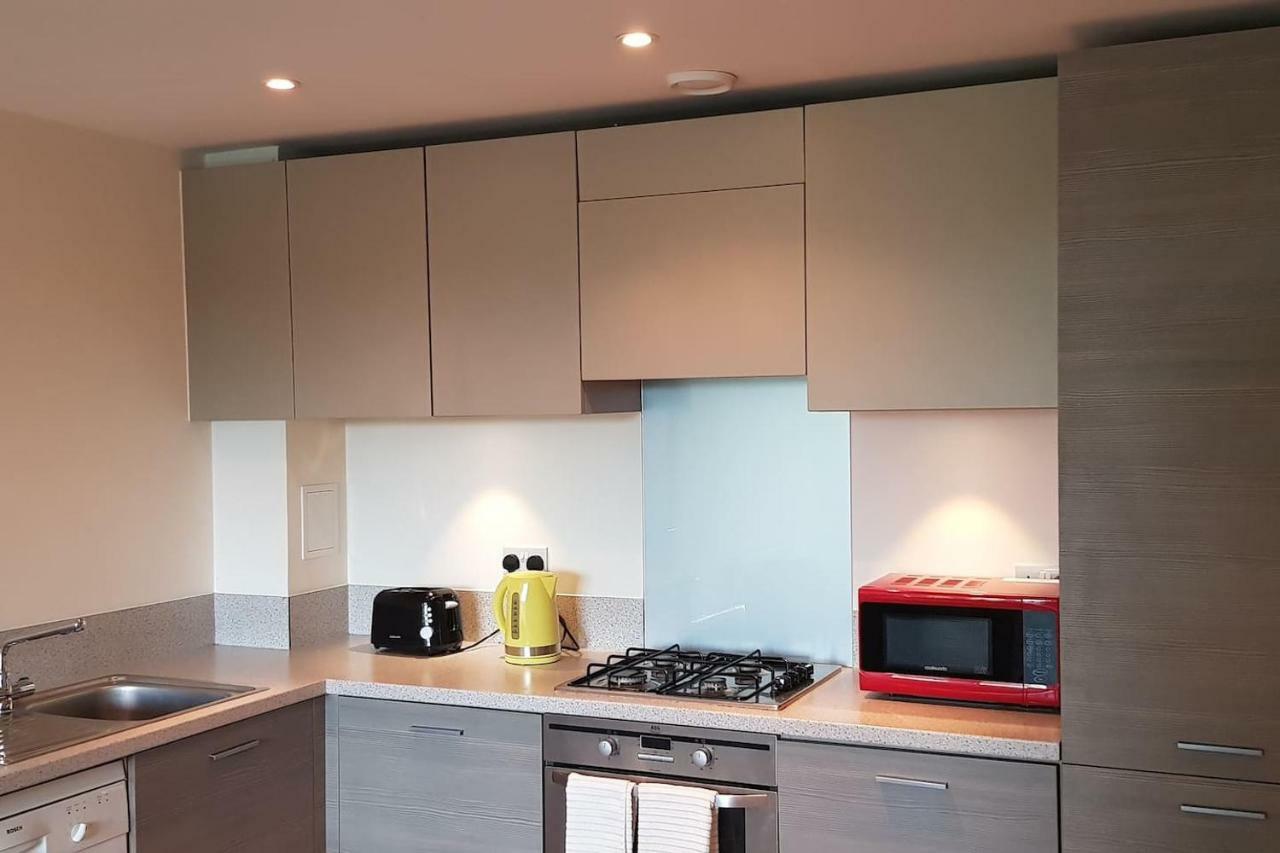 Garland Modern Apartment, Greenhithe 1 With Parking Dartford Bagian luar foto