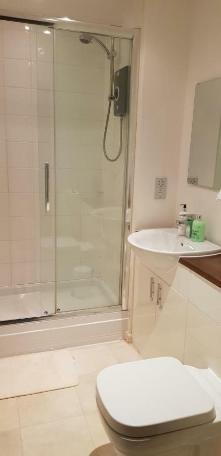 Garland Modern Apartment, Greenhithe 1 With Parking Dartford Bagian luar foto